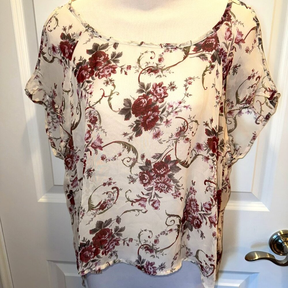Adorable dELiA*s Sheer Floral Cut Out Shoulder Blouse Top XS